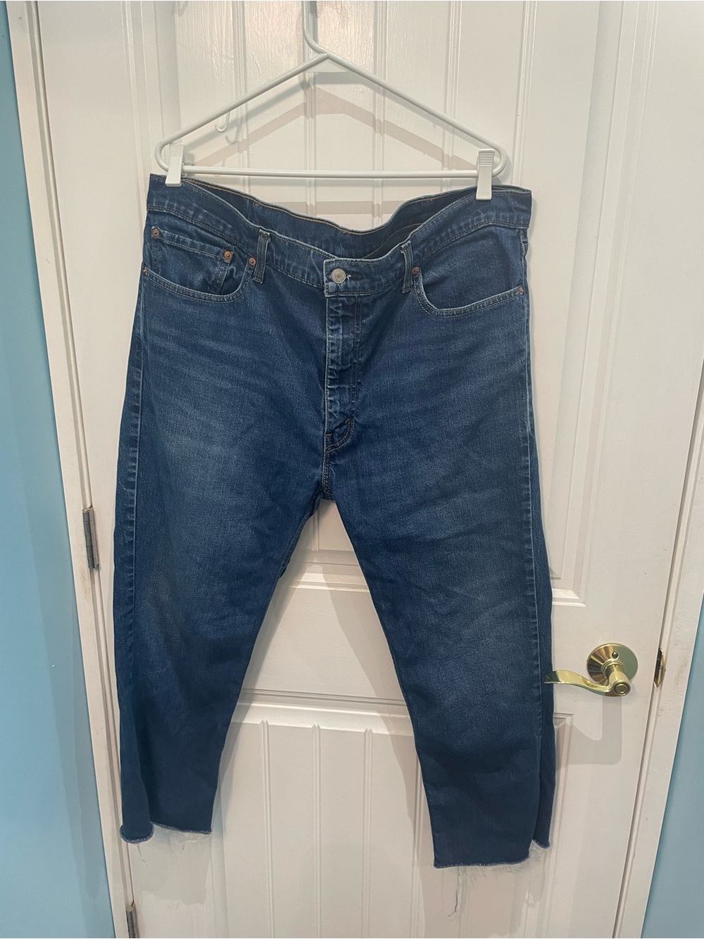 Levi's Dark Blue Cropped Women's Jeans